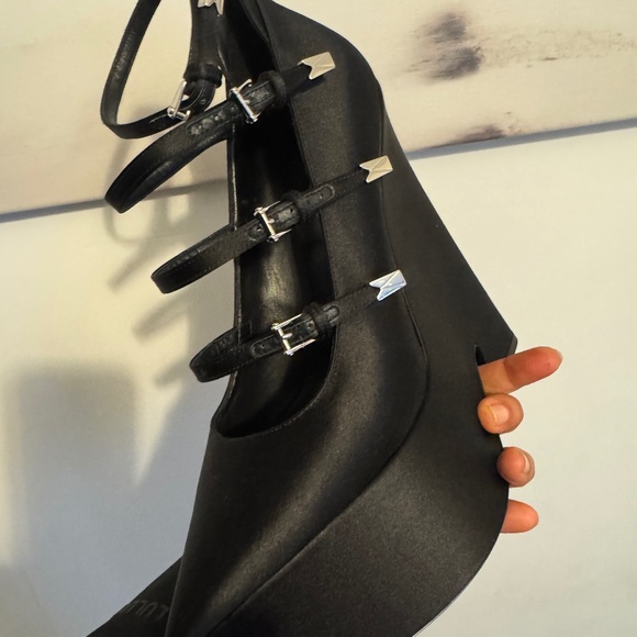 New Versace Pointed Tempest Platform Pumps - Black Satin - Picture 1 of 3